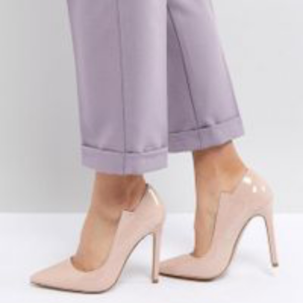 Lost Ink Patent Pumps NWOB Size 8